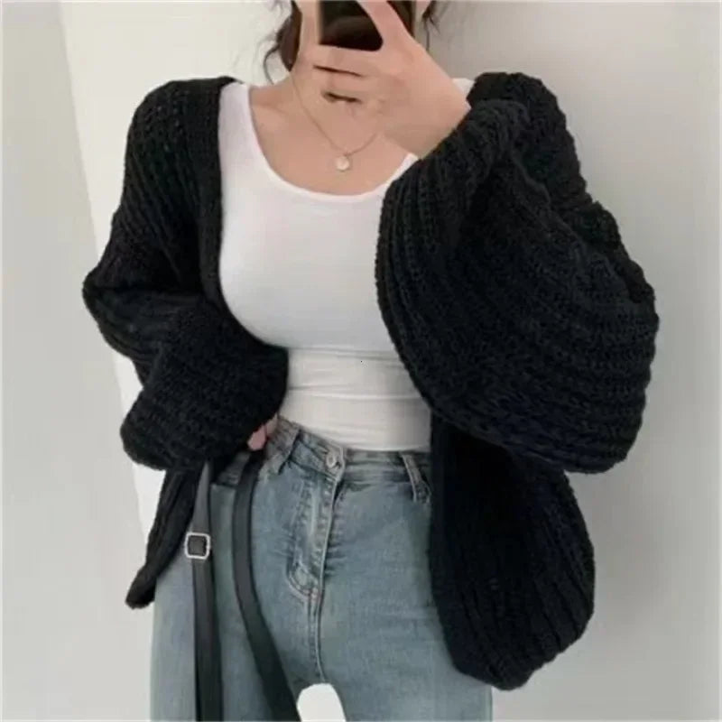 Nora | Elegante Strickjacke