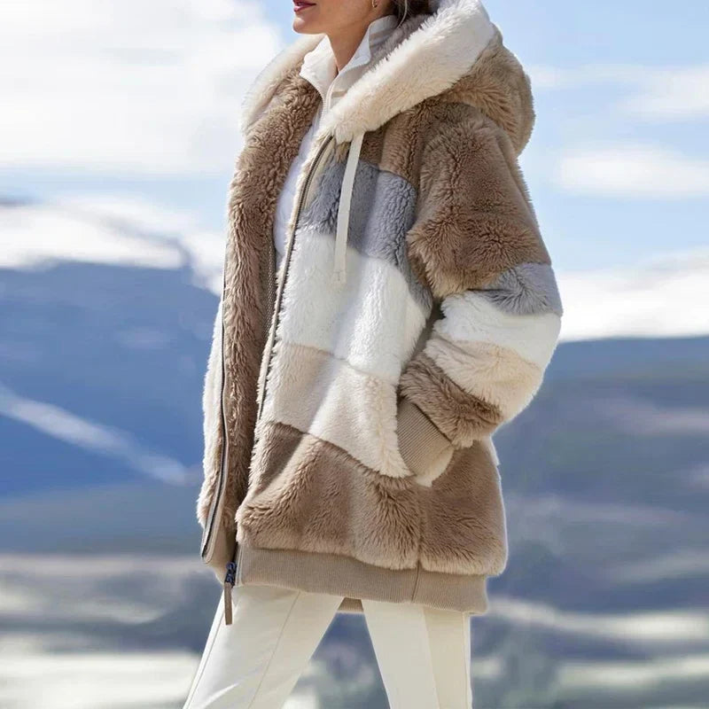Hazel | Oversized-Jacke mit Kapuze, Taschen und Reißverschluss