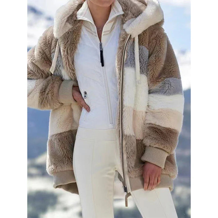 Charlotte | Premium warme Jacke mit Kapuze