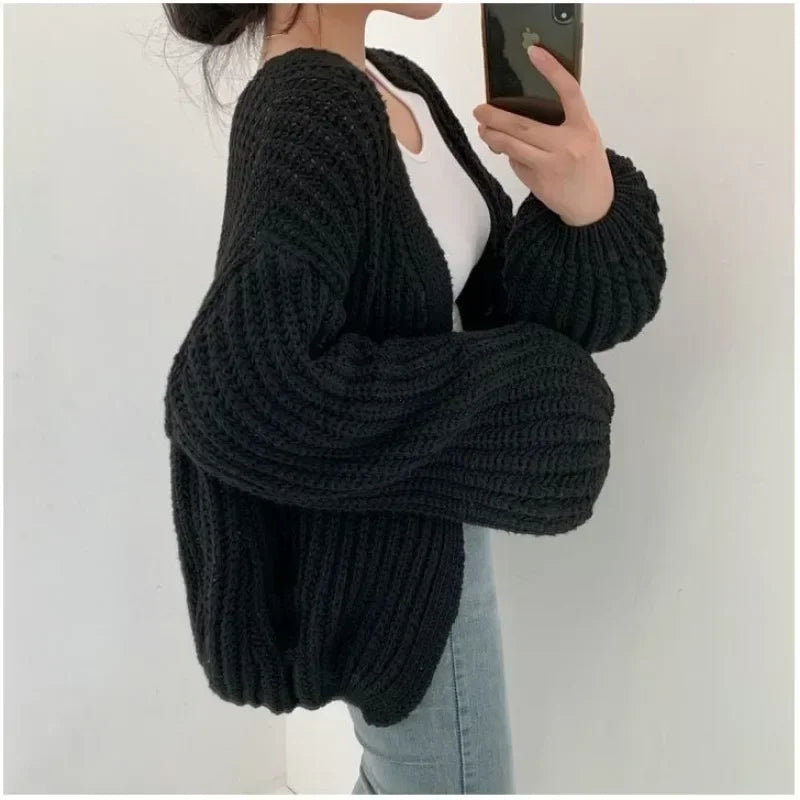 Nora | Elegante Strickjacke