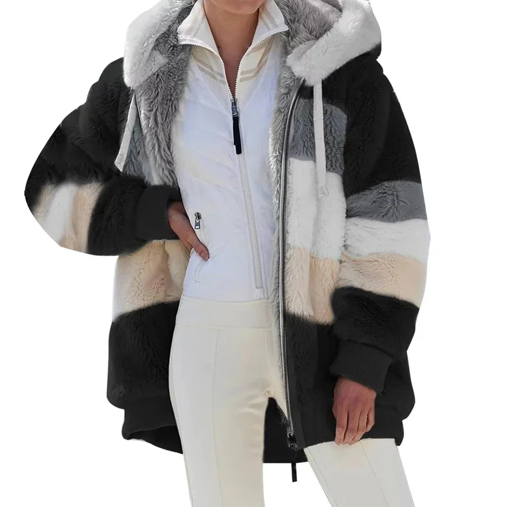 Hazel | Oversized-Jacke mit Kapuze, Taschen und Reißverschluss