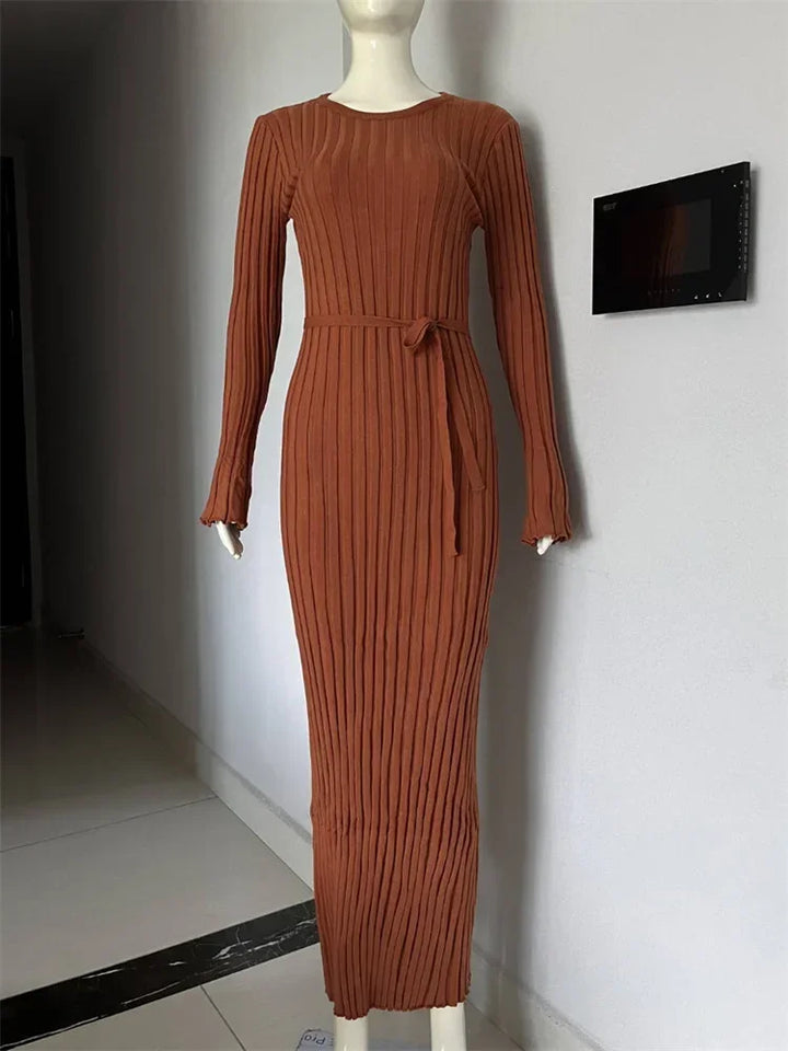 Caroline | Geripptes Maxikleid