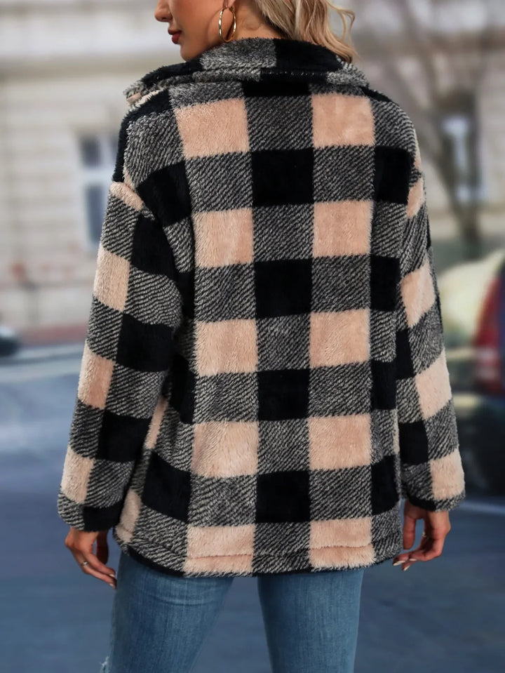 Carla | Lässige karierte Jacke