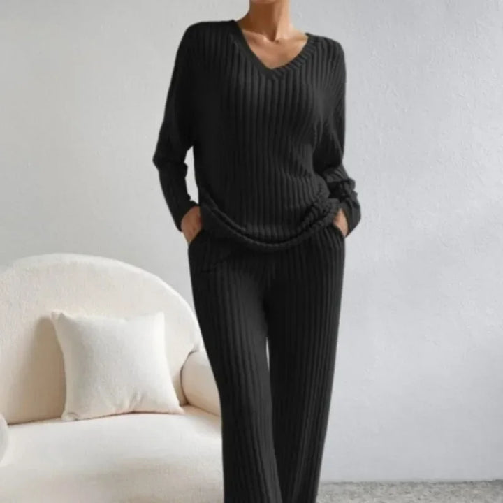 Orletta | Bequeme Lounge-Set mit V-Ausschnitt