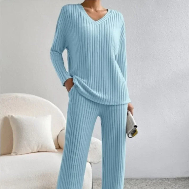 Orletta | Bequeme Lounge-Set mit V-Ausschnitt