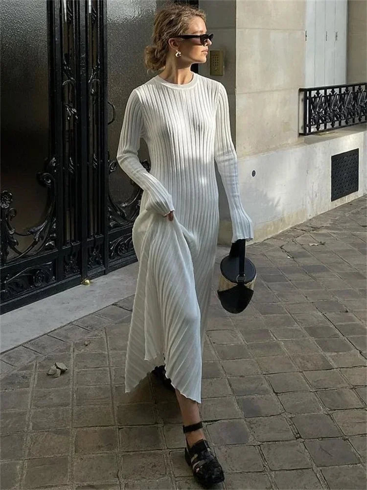 Caroline | Geripptes Maxikleid