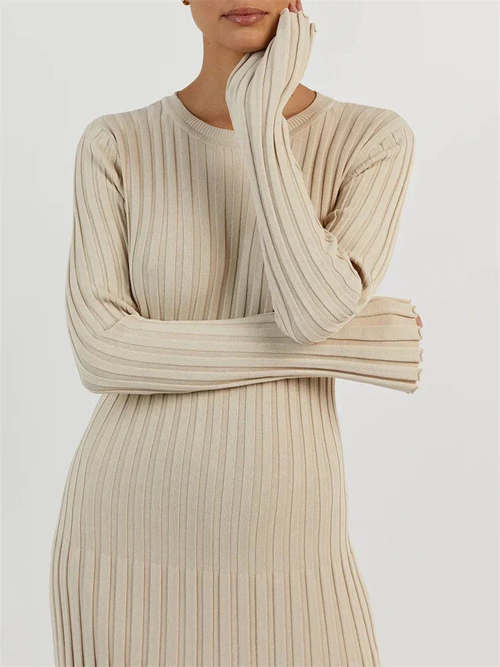Caroline | Geripptes Maxikleid